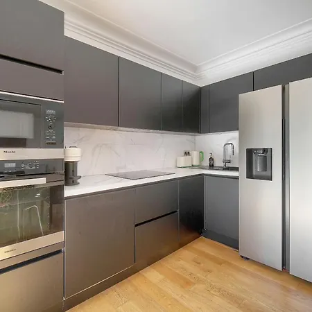 Frgk 2br Cirodde Terrace Quiet Center Ac Ultra Fast Wi-fi Appartement